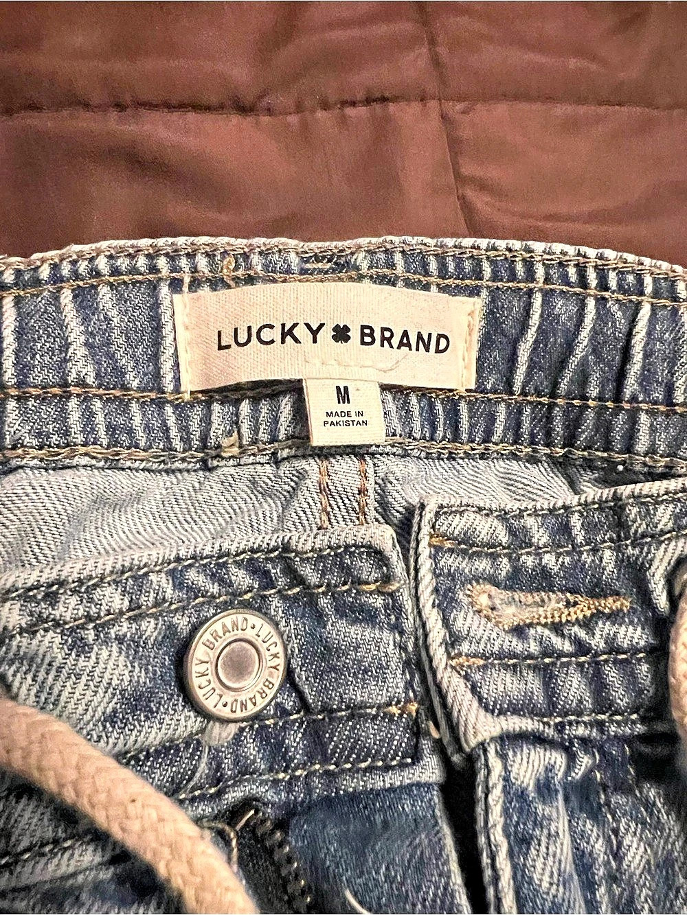 Lucky Brand Patch Pocket Pull On Wide Leg Jeans in Blue - Picture 4 of 5